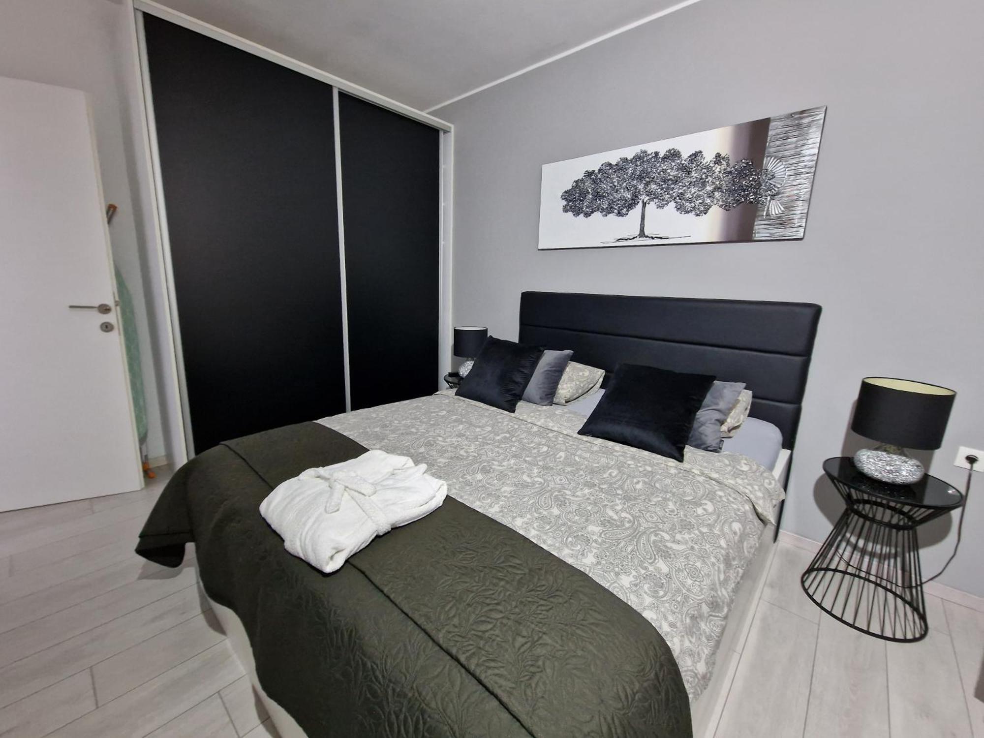 Apartments Slavica Šibenik Buitenkant foto