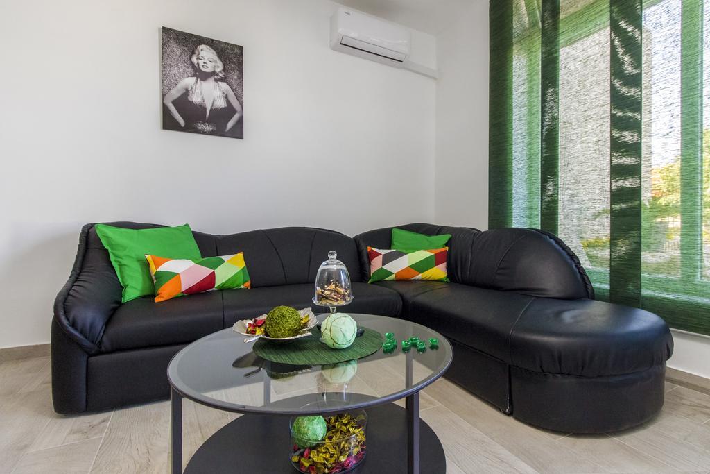 Apartments Slavica Šibenik Buitenkant foto